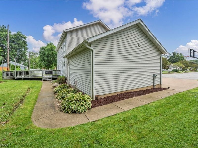 1062 McShane Drive, Cuyahoga Falls, OH 44221 Photo 47