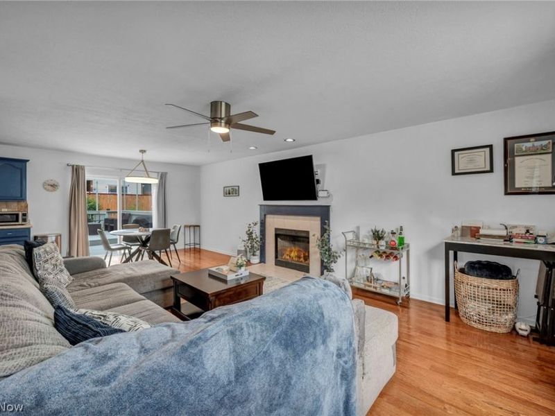 1062 McShane Drive, Cuyahoga Falls, OH 44221 Photo 7