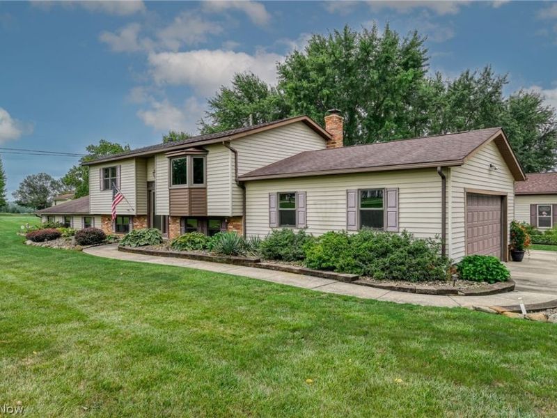 262 Cackler Road, Streetsboro, OH 44241 Photo 1