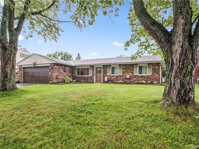 2511 Inverness Court, Troy, OH 45373 Photo 2