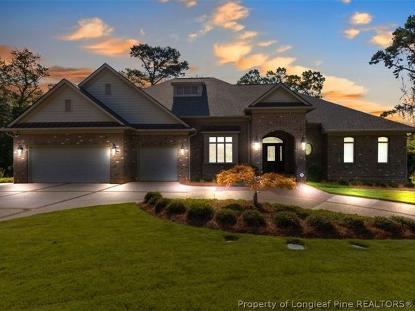 319 Birnam Drive, Fayetteville, NC 28305