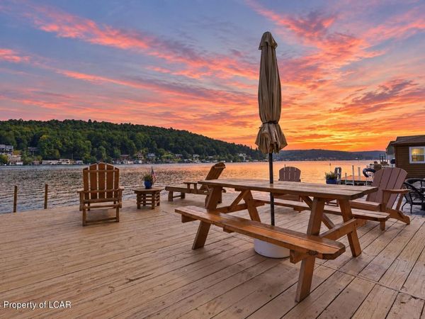 1428 Lakeside Drive, Harveys Lake, PA 18618