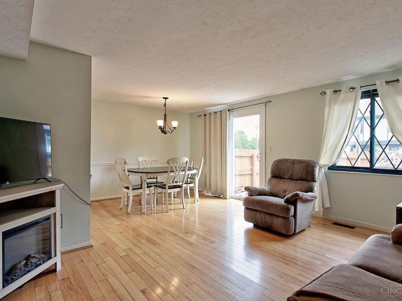464 Vancover Court, Union Township, OH 45244 Photo 8