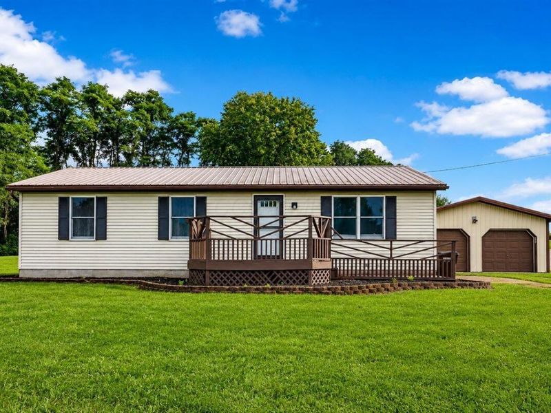 5653 Duncan Road SW, Lancaster, OH 43130 Photo 1