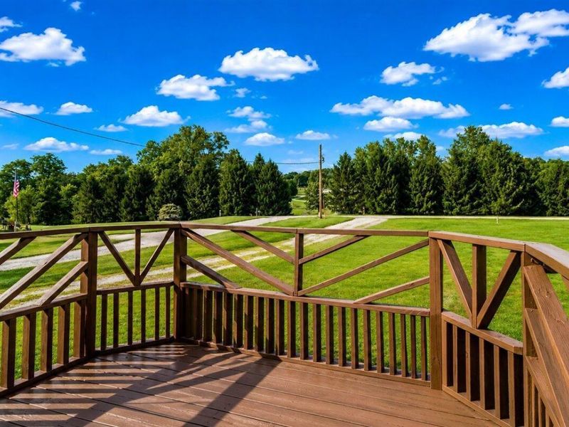 5653 Duncan Road SW, Lancaster, OH 43130 Photo 3