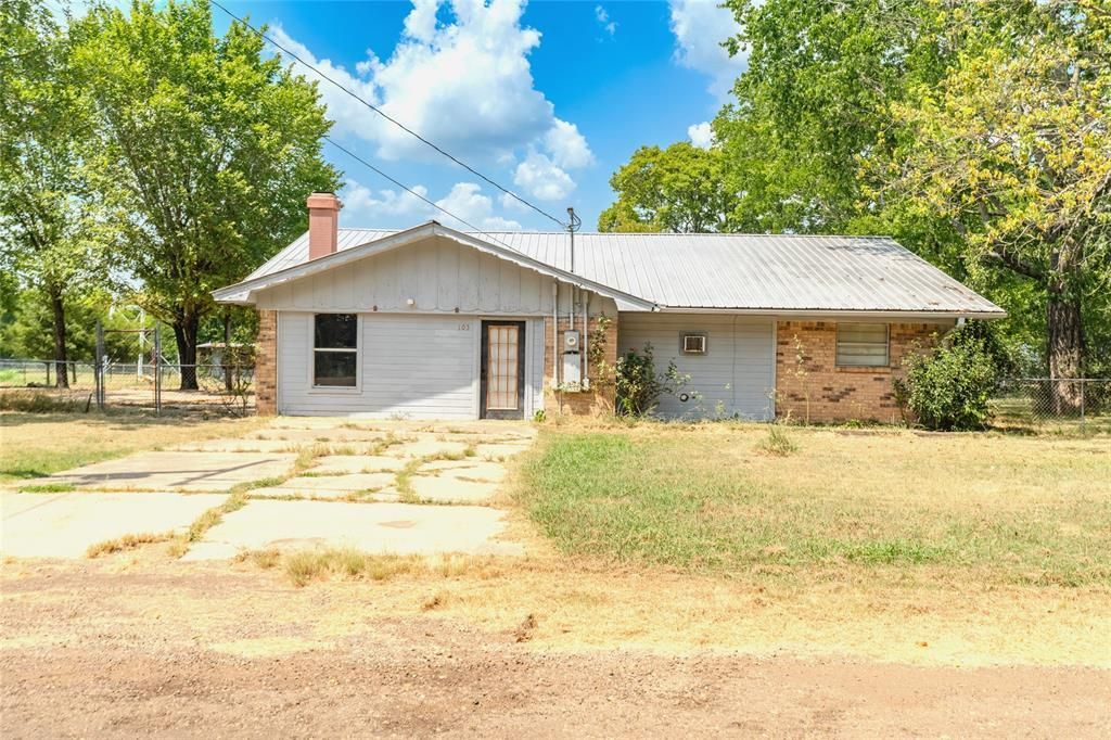 103 W Lide Street, Talco, TX 75487 Main Photo