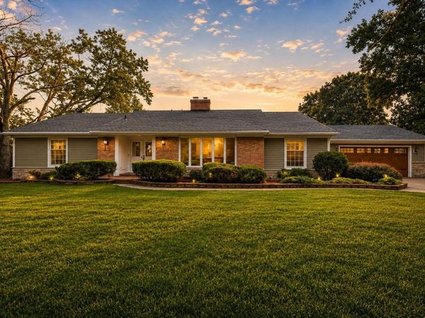 210 W 150 N , Valparaiso, IN 46385