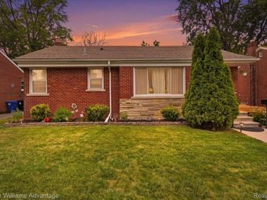 12035 Royal Grand, Redford Township, Mi 48239
