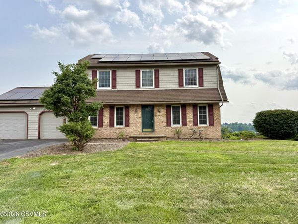 946 SKYVIEW Drive , Milton, PA 17847