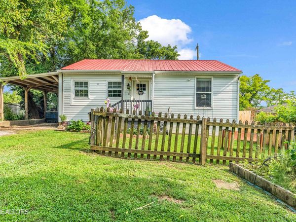 118 Cedar Ave, Knoxville, TN 37917