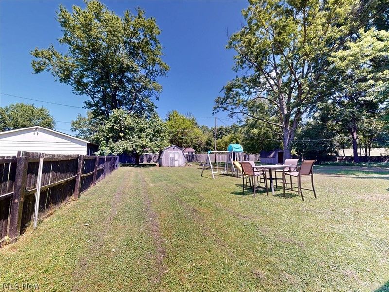 435 2nd Street SE, Brewster, OH 44613 Photo 27