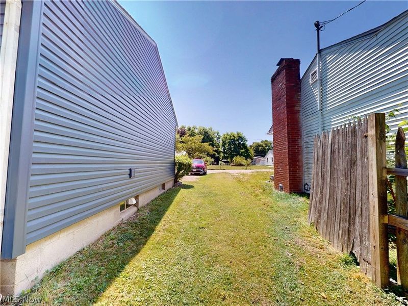 435 2nd Street SE, Brewster, OH 44613 Photo 28