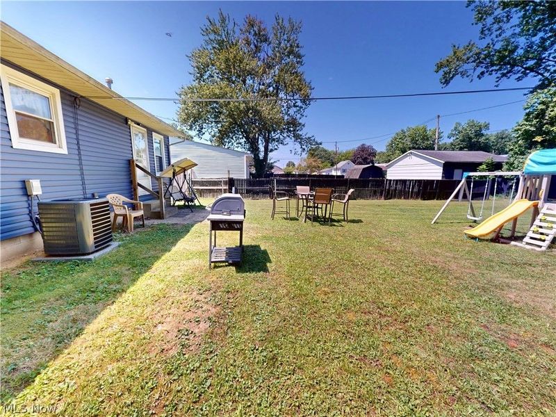 435 2nd Street SE, Brewster, OH 44613 Photo 30