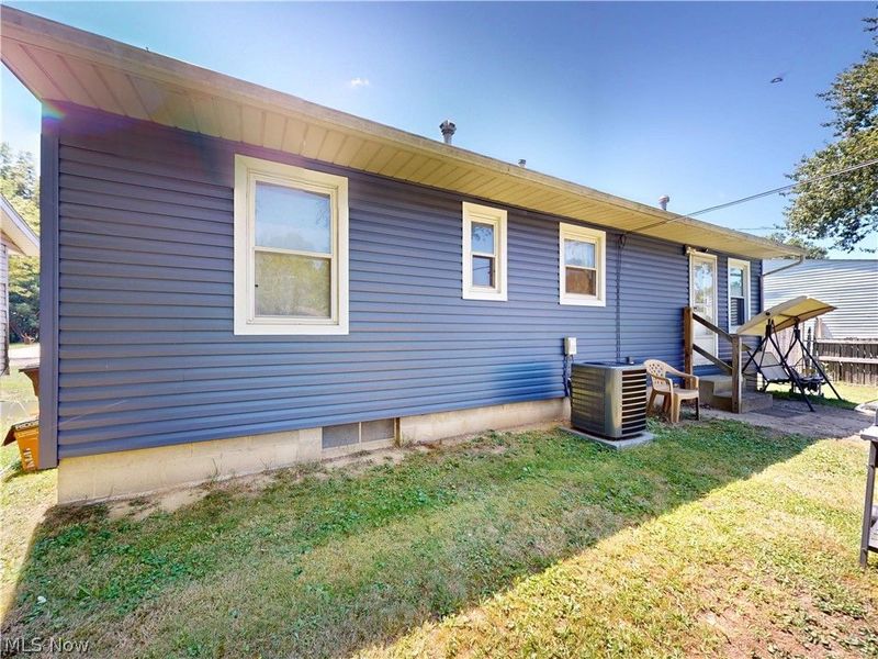 435 2nd Street SE, Brewster, OH 44613 Photo 32