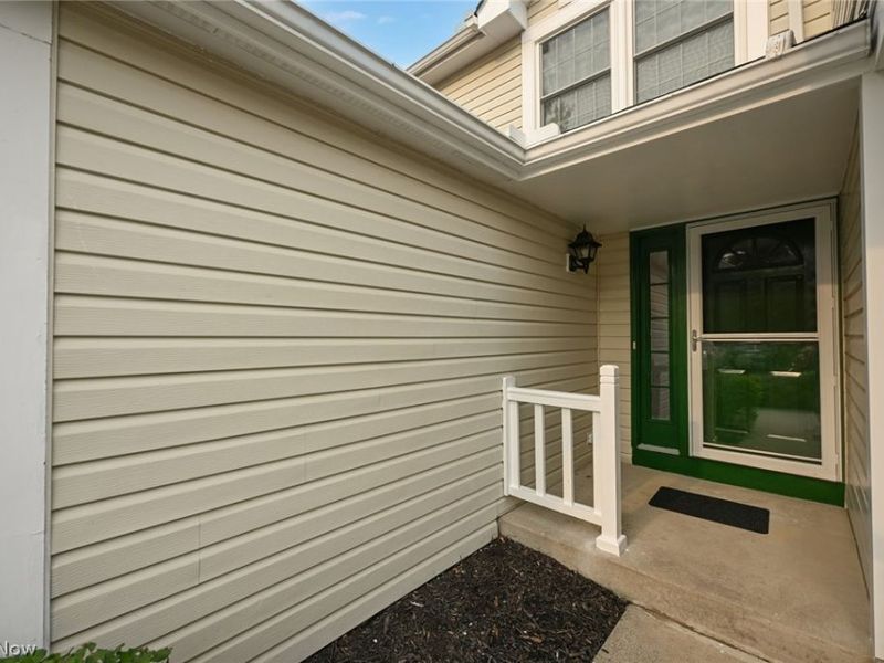 1033 Sunhaven Drive, Medina, OH 44256 Photo 2