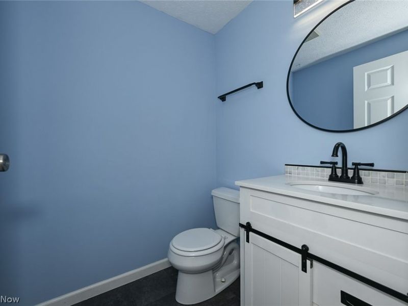 1033 Sunhaven Drive, Medina, OH 44256 Photo 6