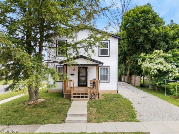 427 W Oak Street, Orrville, OH 44667