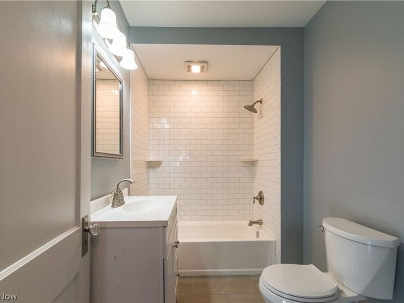 2970 Edgehill Road, Cleveland Heights, OH 44118 Photo 30