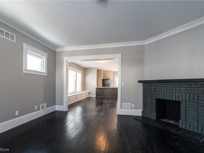2970 Edgehill Road, Cleveland Heights, OH 44118 Photo 4