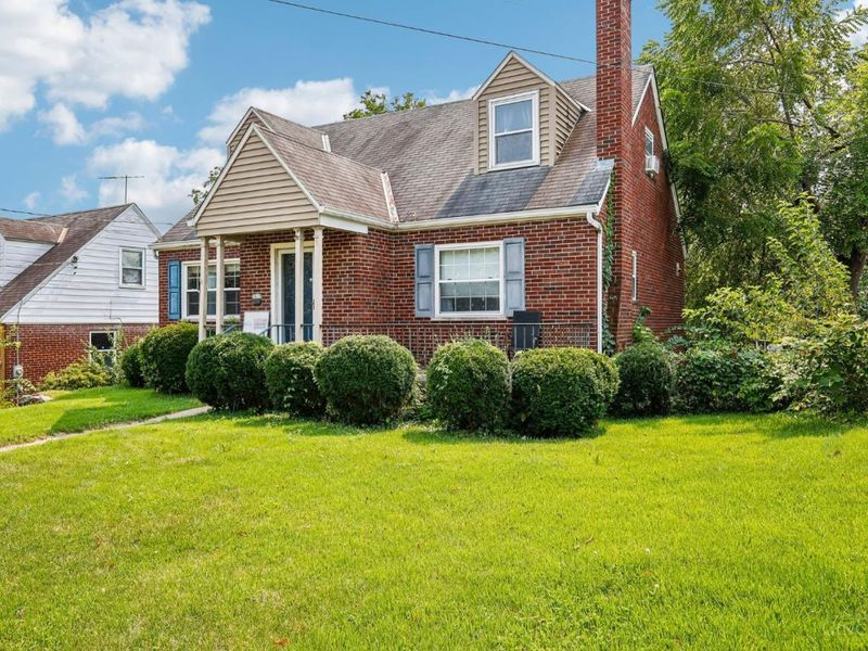 3419 Ferncroft Drive, Cincinnati, OH 45211 Photo 3