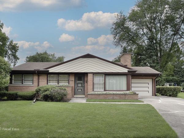 516 S Main Street , Mount Prospect, IL 60056