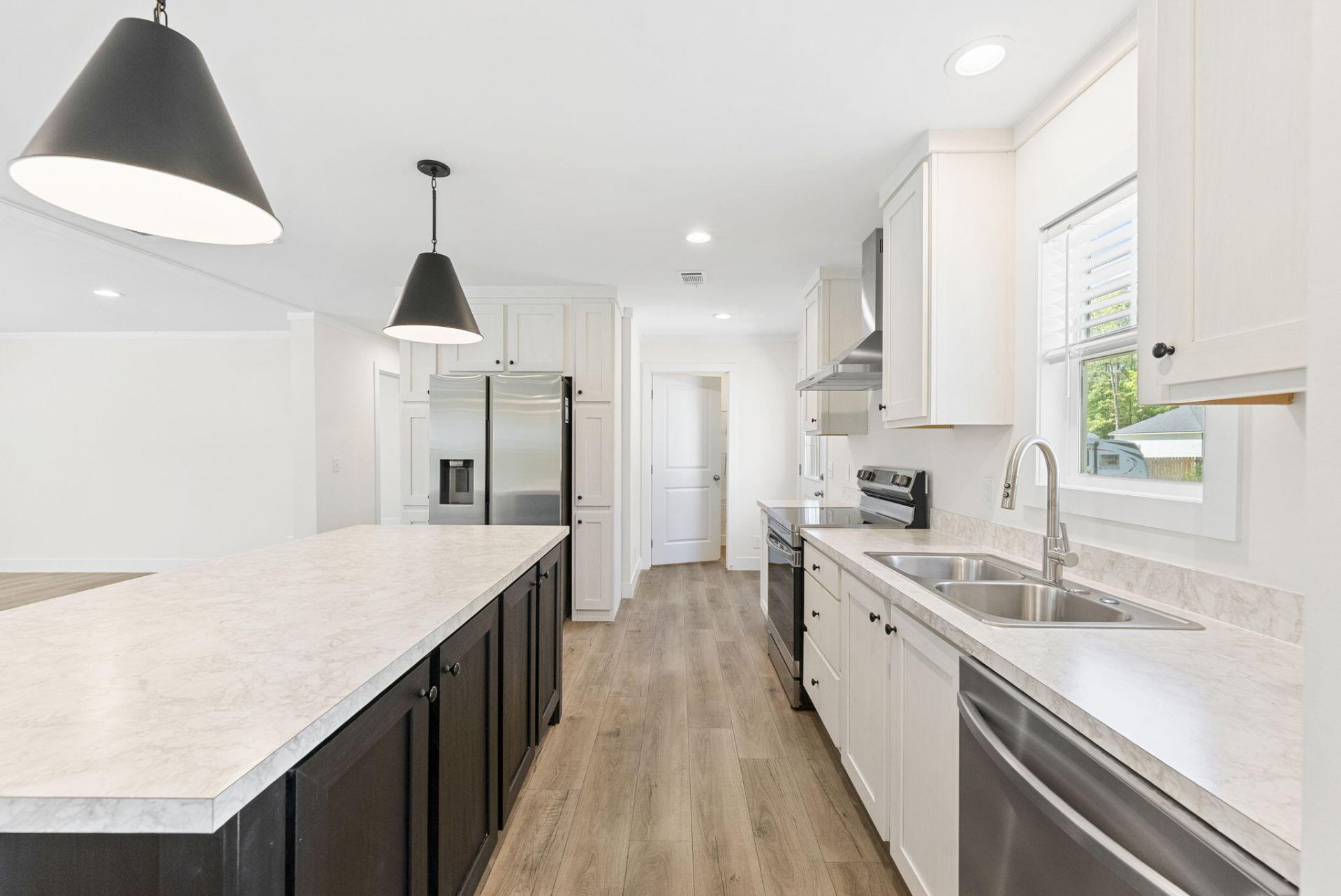 6105 Fox Drive Photo 8