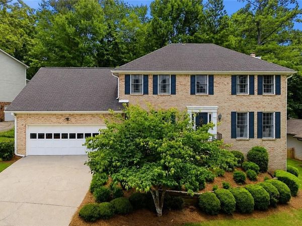 9173 Eves Circle , Roswell, GA 30076