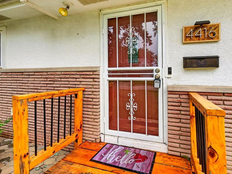 4416 Densmore Road, Columbus, OH 43224 Photo 9