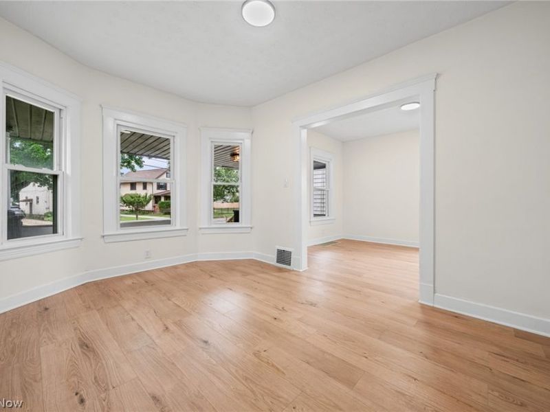 14148 Berwyn Avenue, Cleveland, OH 44111 Photo 10