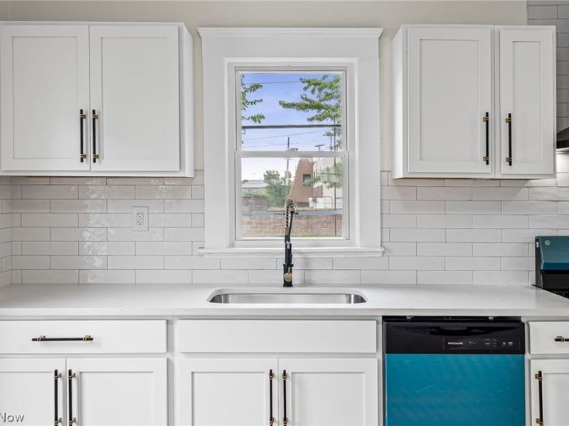14148 Berwyn Avenue, Cleveland, OH 44111 Photo 16