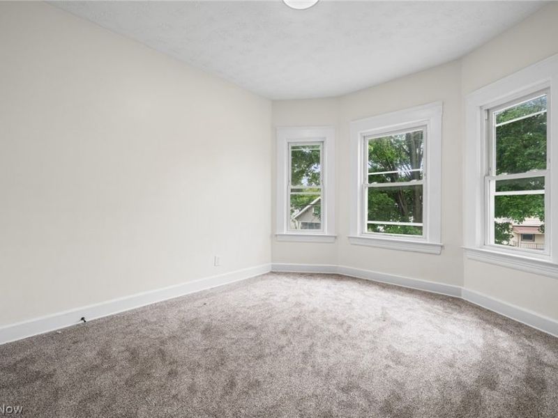 14148 Berwyn Avenue, Cleveland, OH 44111 Photo 22