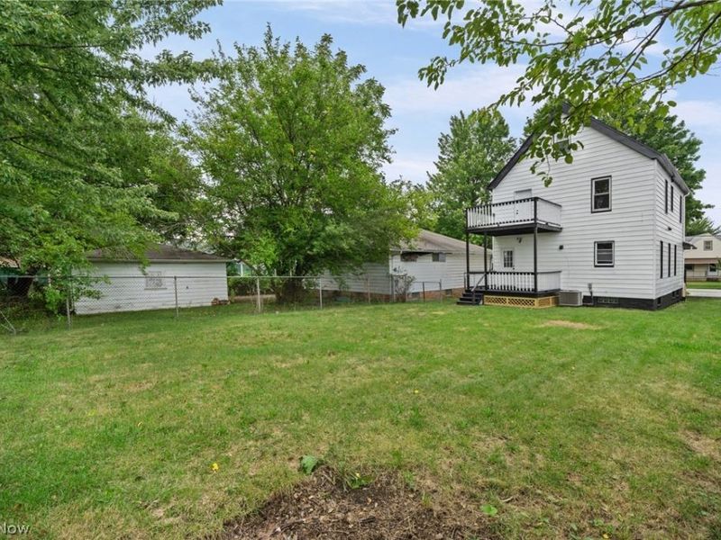 14148 Berwyn Avenue, Cleveland, OH 44111 Photo 42