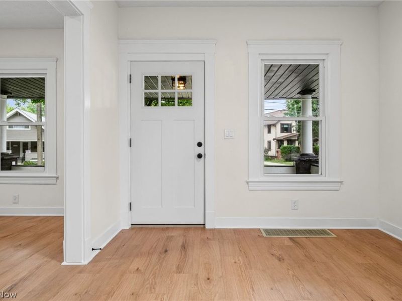14148 Berwyn Avenue, Cleveland, OH 44111 Photo 5