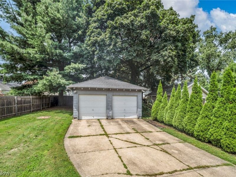 1645 Goodyear Boulevard, Akron, OH 44305 Photo 24
