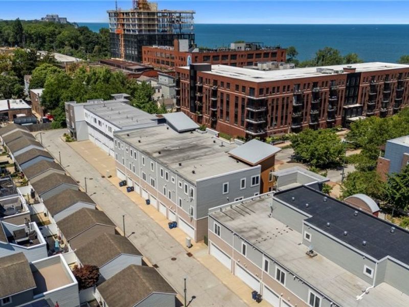 7427 Battery Park Boulevard, Cleveland, OH 44102 Photo 30