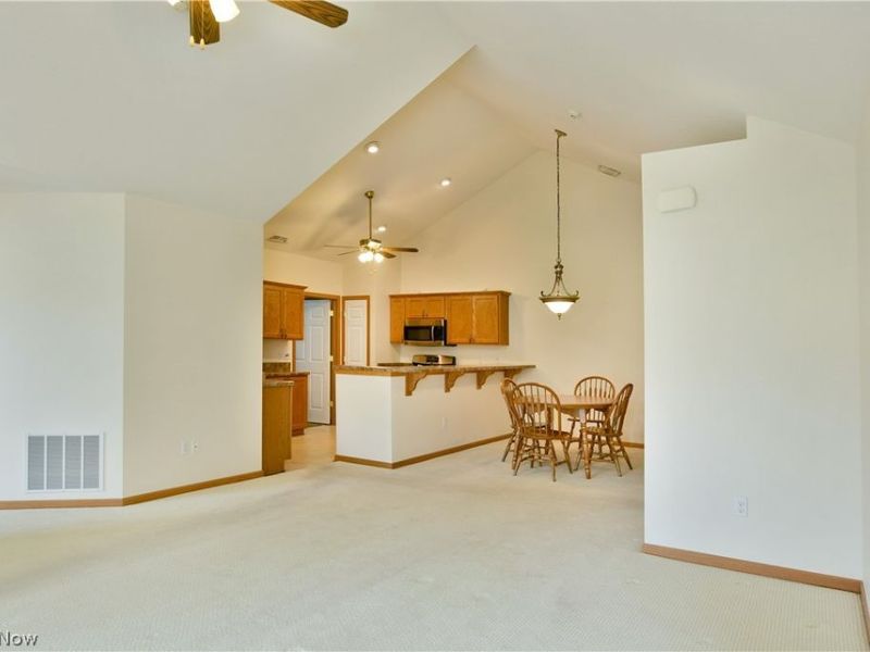 1204 River Glen Drive NE, Warren, OH 44484 Photo 11
