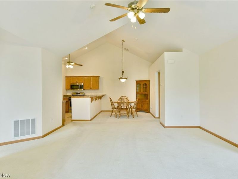 1204 River Glen Drive NE, Warren, OH 44484 Photo 12