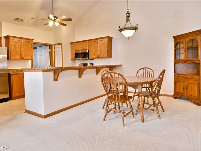 1204 River Glen Drive NE, Warren, OH 44484 Photo 14
