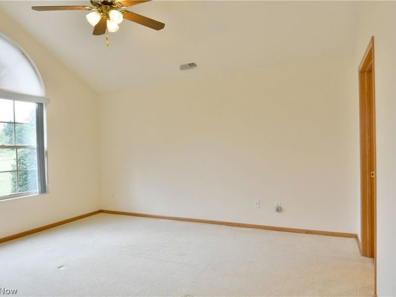 1204 River Glen Drive NE, Warren, OH 44484 Photo 23