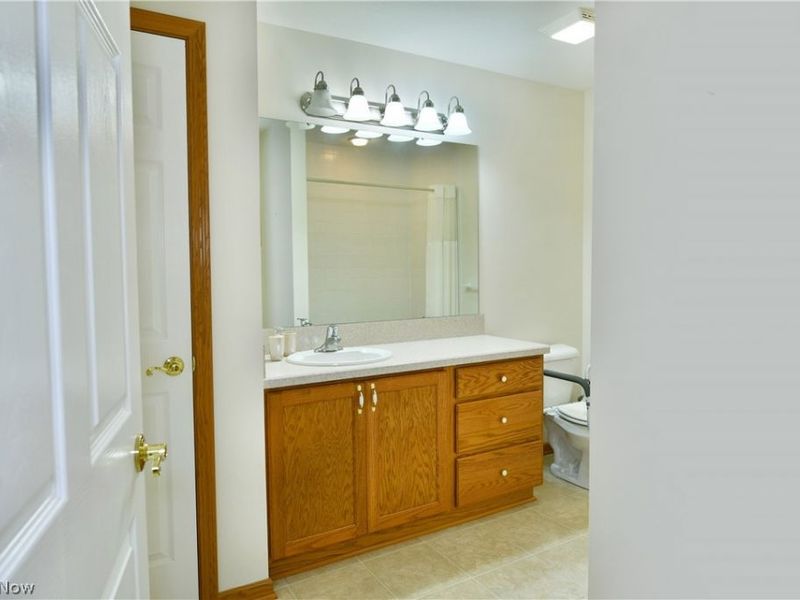 1204 River Glen Drive NE, Warren, OH 44484 Photo 34