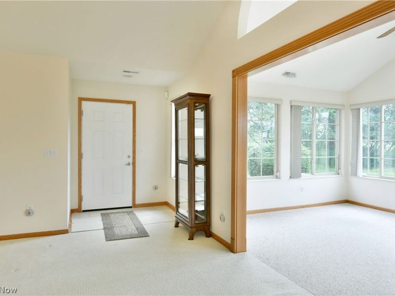 1204 River Glen Drive NE, Warren, OH 44484 Photo 6