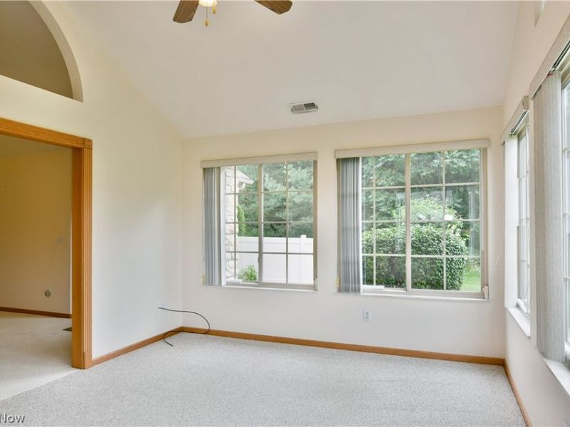 1204 River Glen Drive NE, Warren, OH 44484 Photo 9