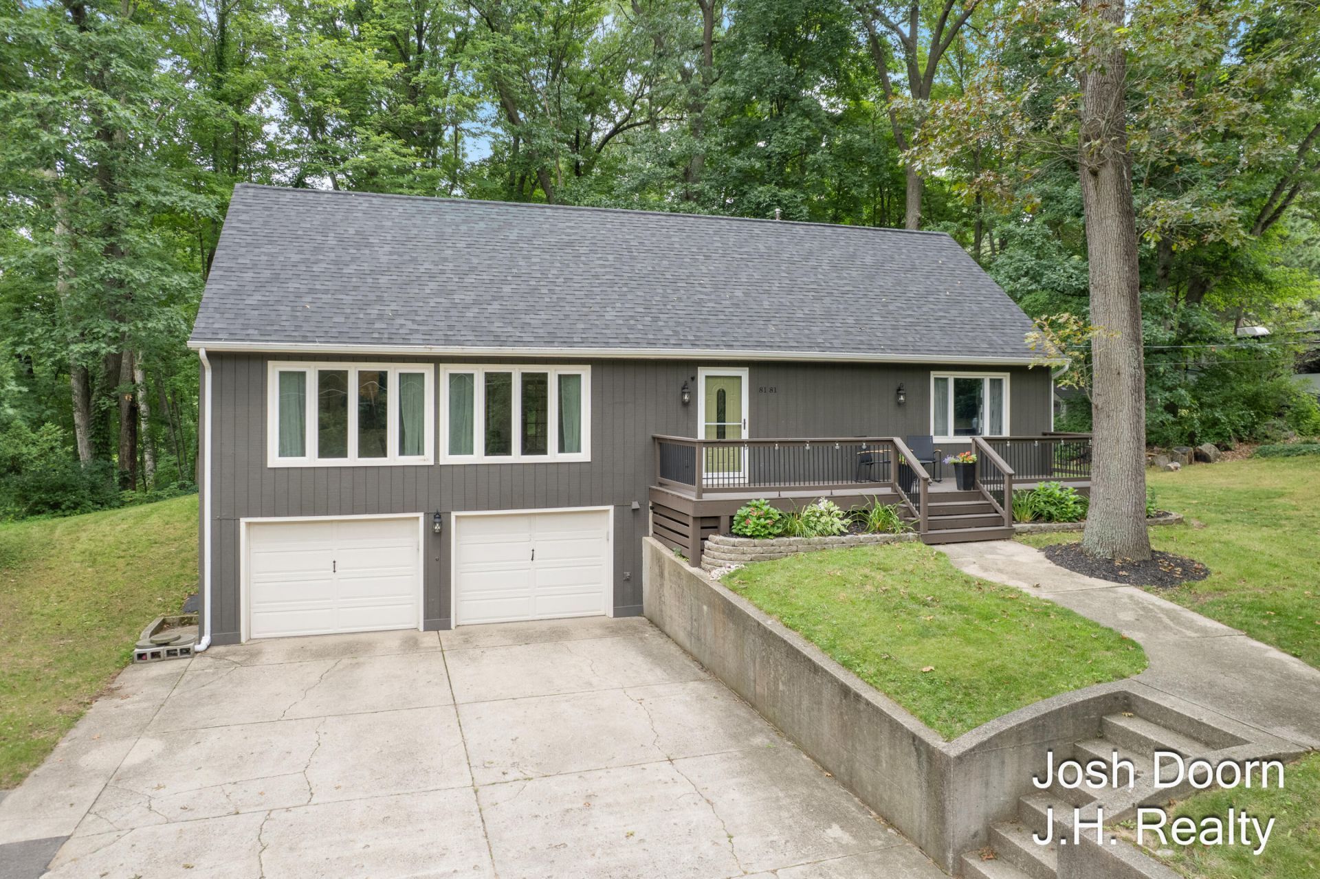 8181 Vergennes Street Se, Ada, MI 49301 Main Photo