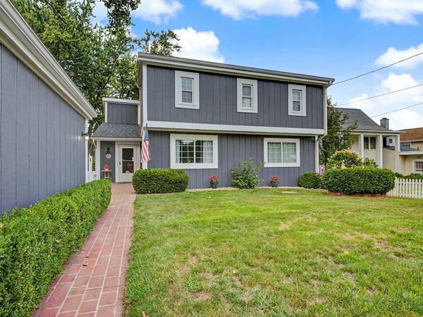 2124 Ash Te Wette Beach Drive, Hillsdale, MI 49242