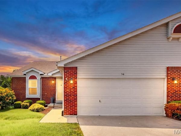36 Lienemann Court, St Peters, MO 63303