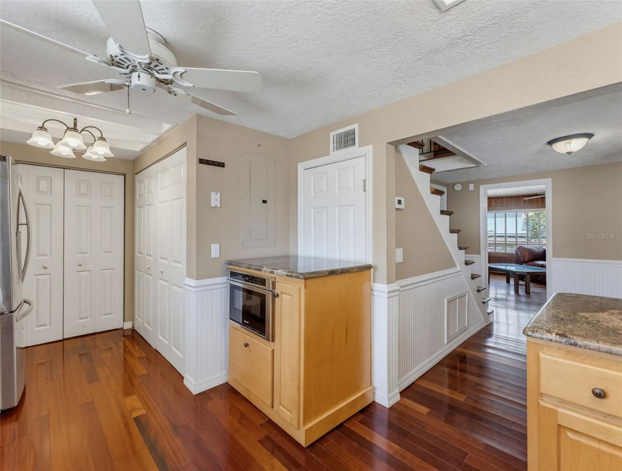 5415 Riverside Drive , Yankeetown, FL 34498 Photo