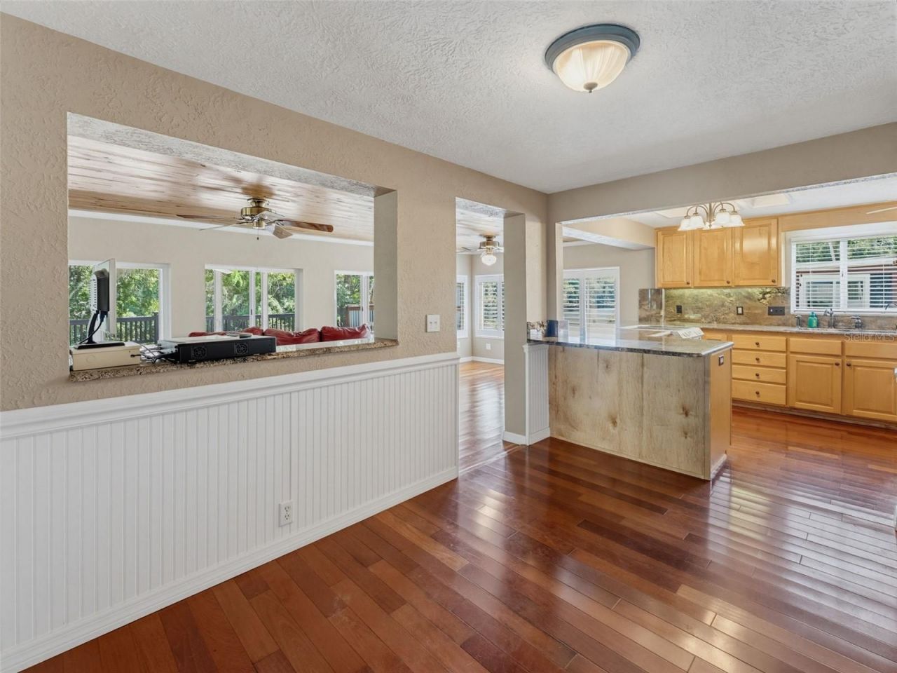 5415 Riverside Drive , Yankeetown, FL 34498 Photo
