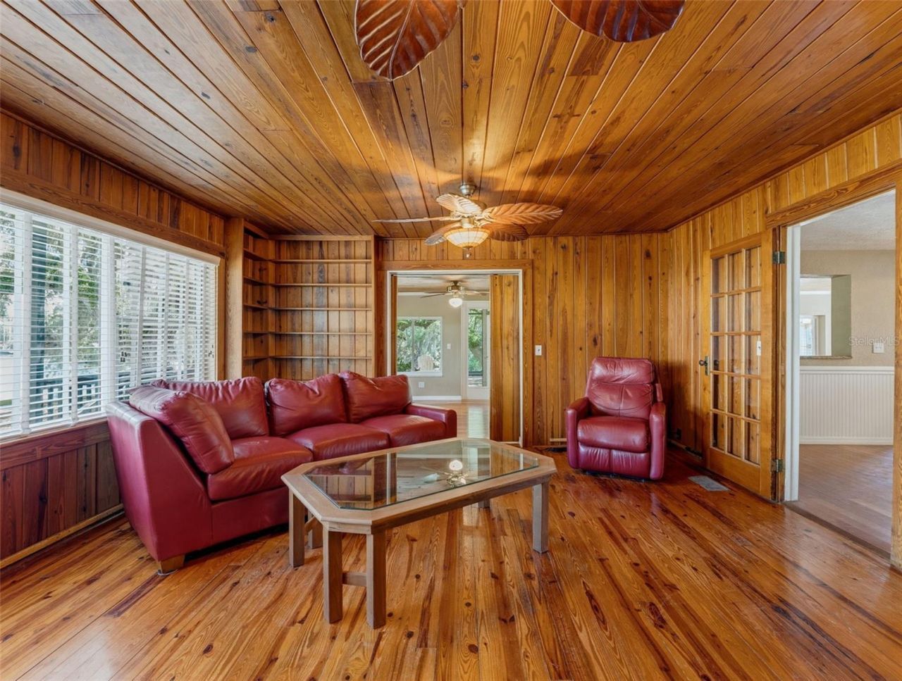 5415 Riverside Drive , Yankeetown, FL 34498 Photo