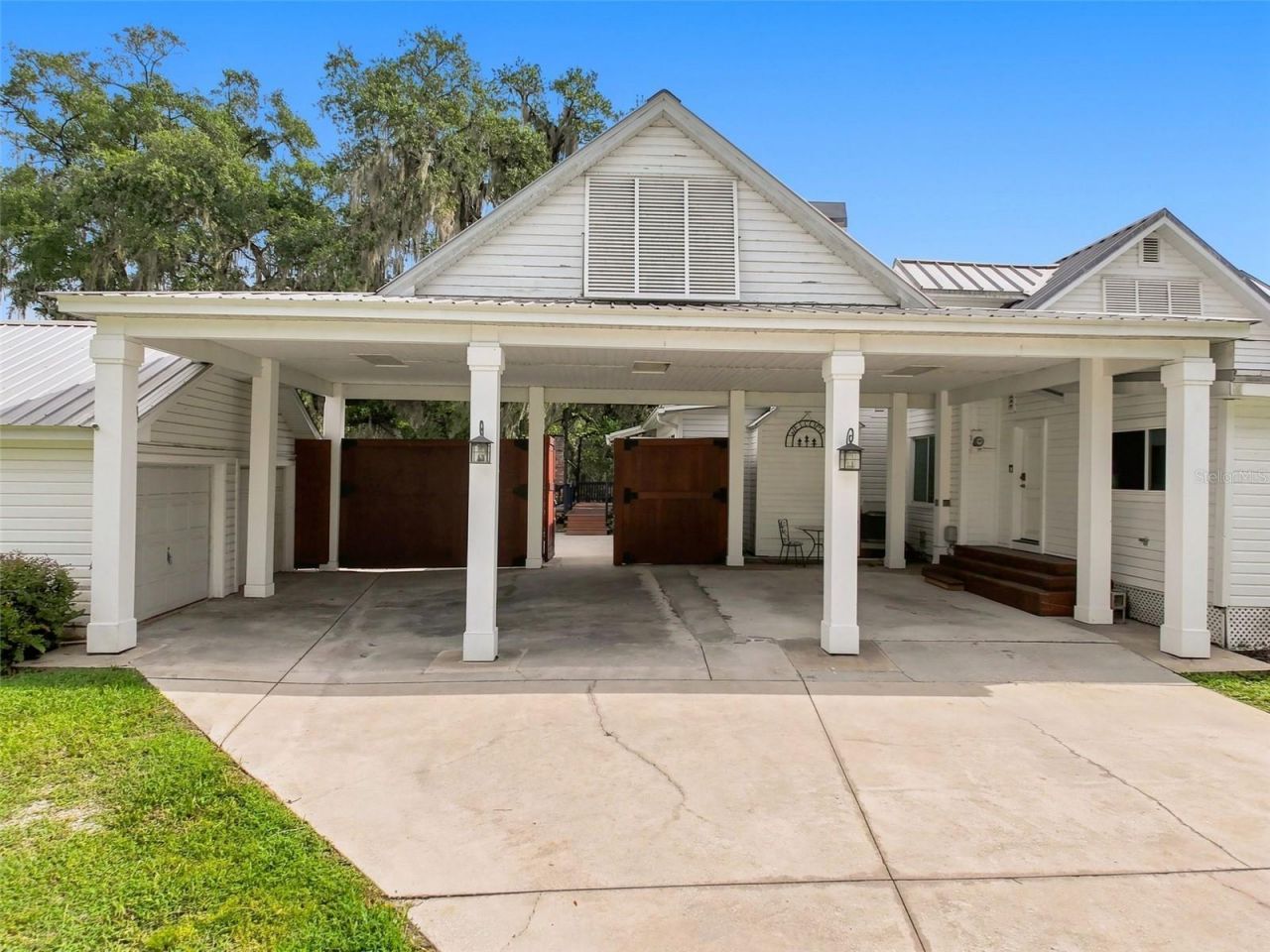 5415 Riverside Drive, Yankeetown, FL 34498 Photo