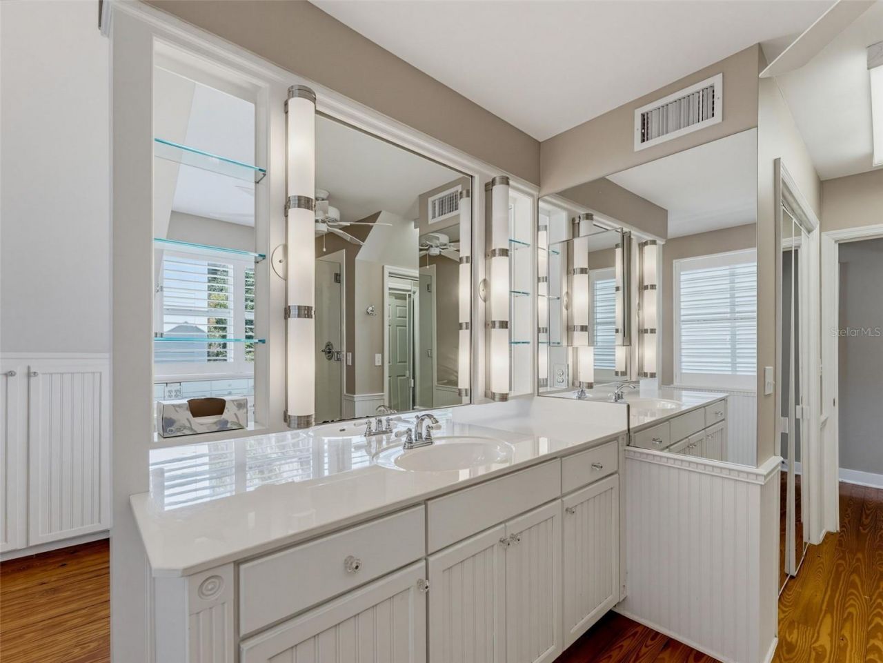 5415 Riverside Drive , Yankeetown, FL 34498 Photo